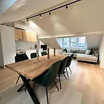 Duplex Hyper Centre Lutych