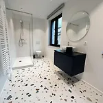 Duplex Hyper Centre * Lutych