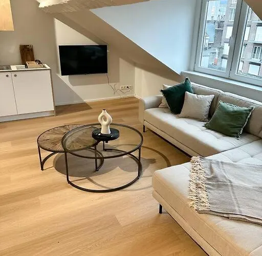 Duplex Hyper Centre *